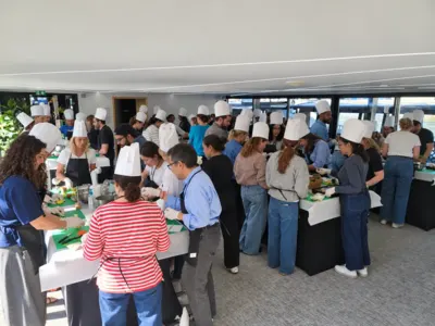 Challenge culinaire entreprise à Paris face à la tour Eiffel-3