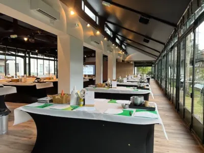 Un bel espace pour vos ateliers culinaires grand groupe