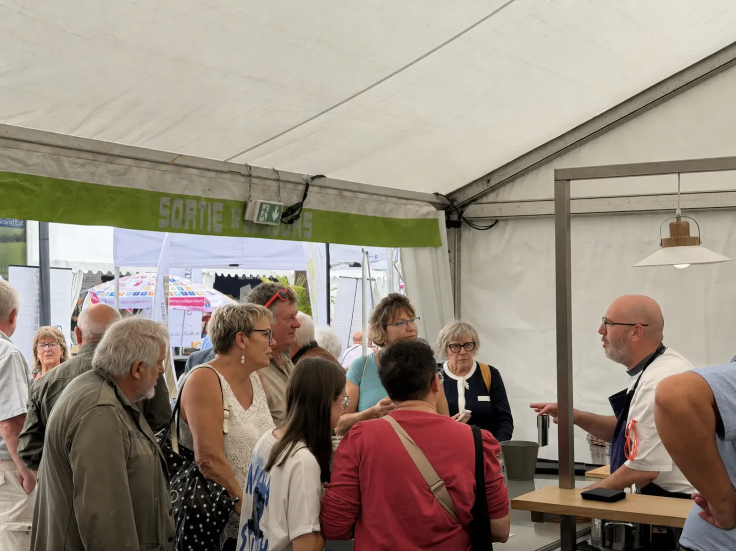 Animation culinaire sur le stand des Chasseurs de la Marne lors de la Foire de Châlons 2026