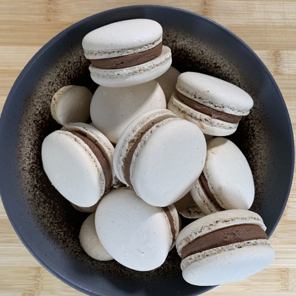 Macarons  au chocolat et café